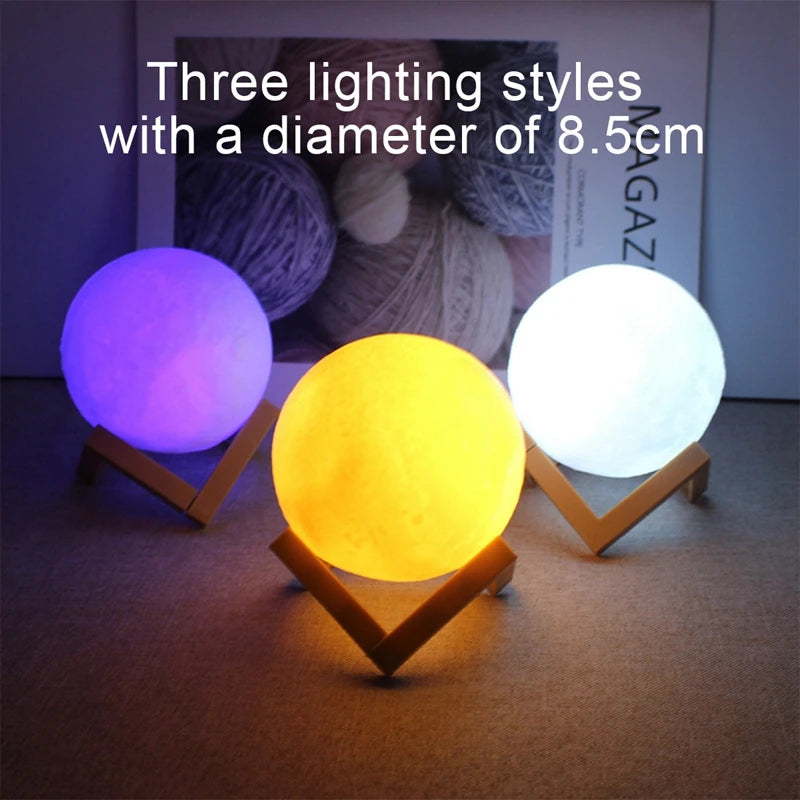 Luminária Lua 3D LED com Base de Madeira – Luz Noturna Decorativa para Quarto, Sala e Escritório.